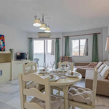 797 - Amplio Piso 4 En El Centro De Arroyo De La Miel Benalmádena